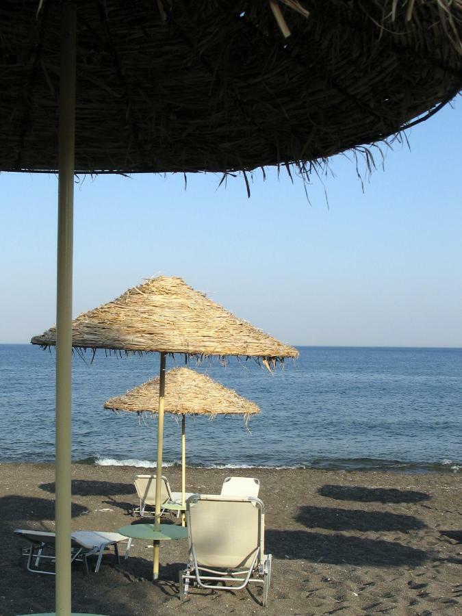 5Bedroom Villa In Perissa Beach Kültér fotó