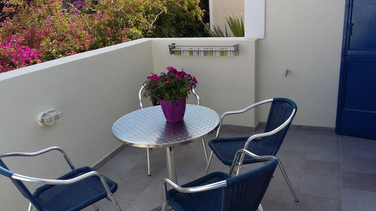 5Bedroom Villa In Perissa Beach Kültér fotó